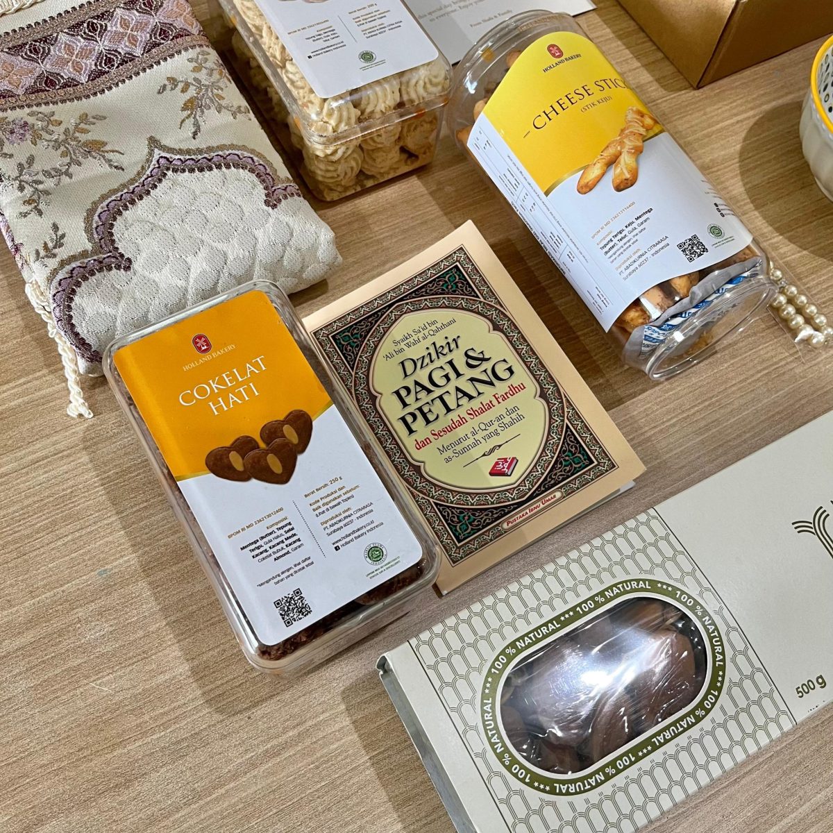 Eid Hampers 1 view 4