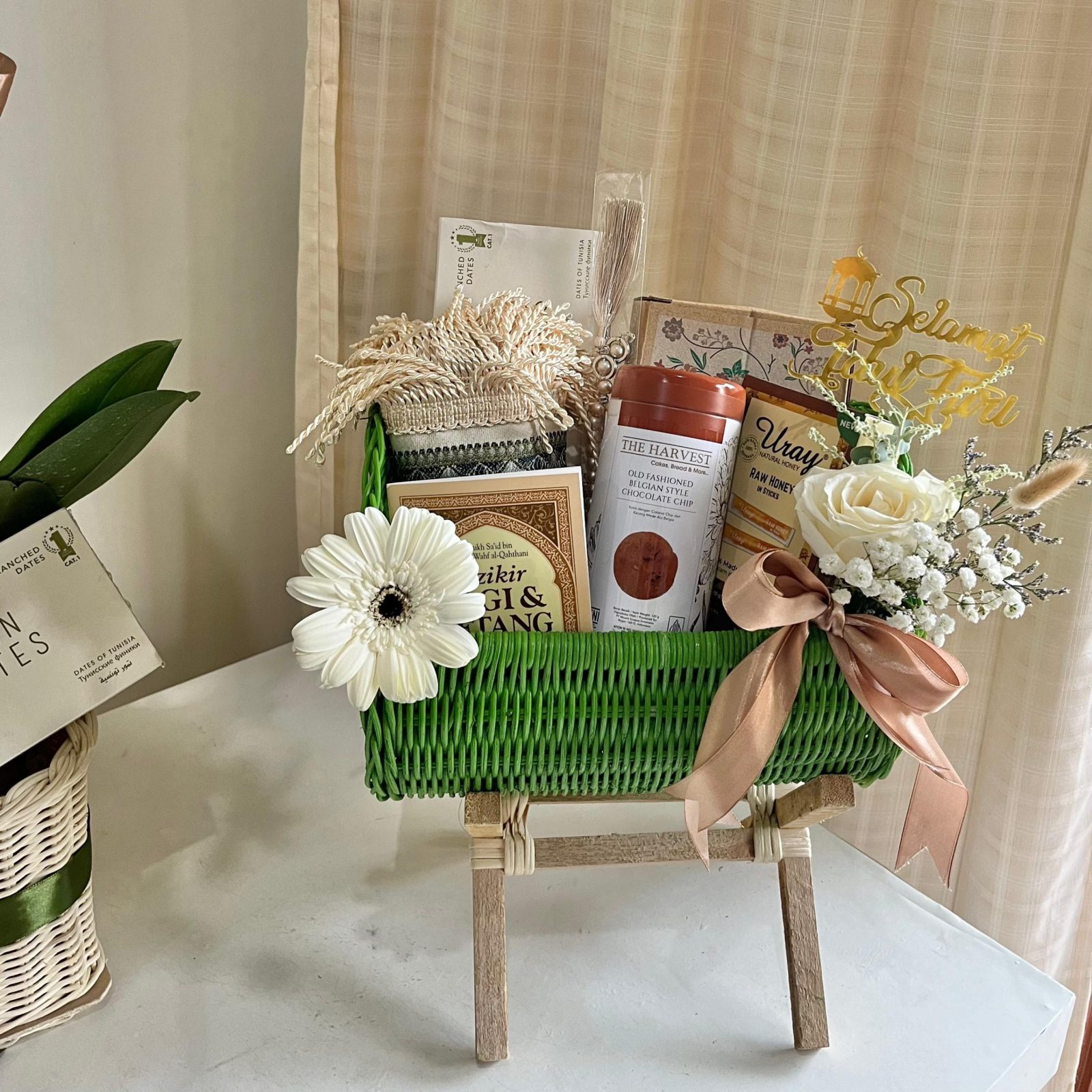 Eid Hampers 2 bouquet