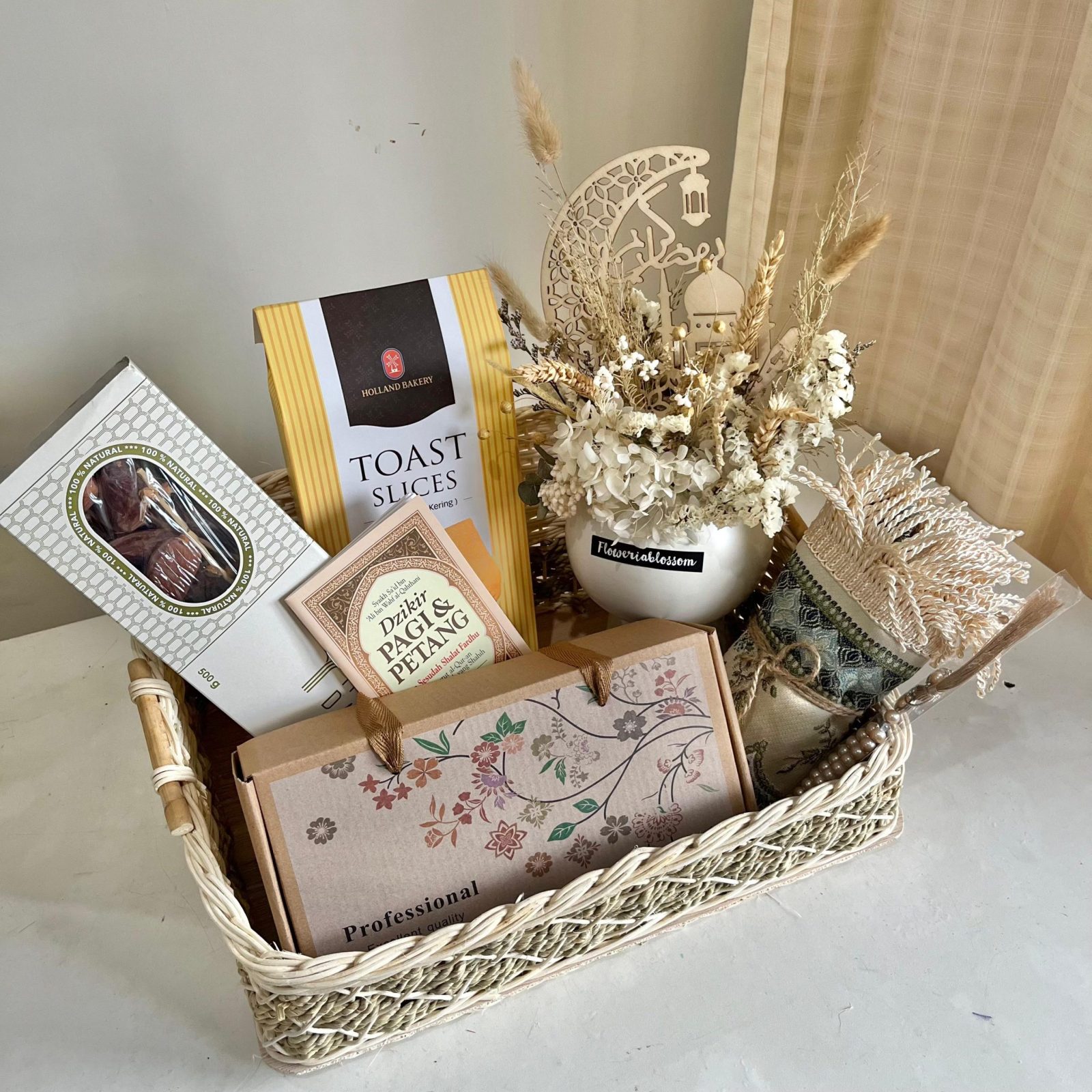 Eid Hampers 3 bouquet