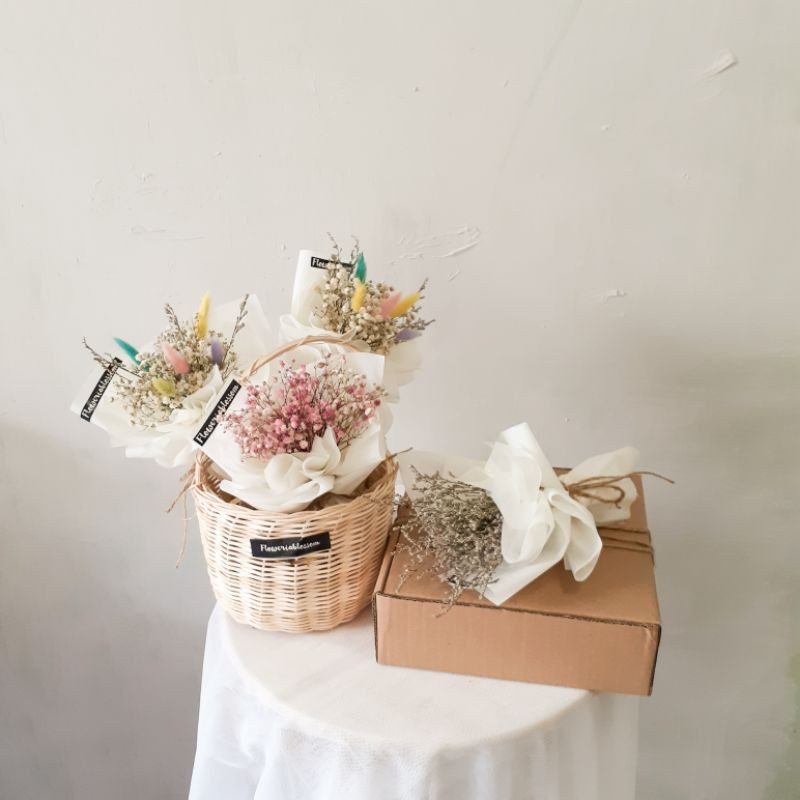 Ivory bouquet